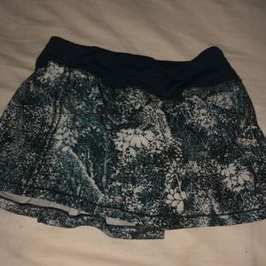 lululemon green tennis skirt